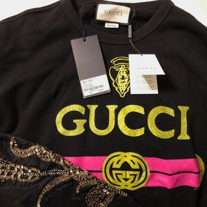 Gucci logo black sweatshirt with embroidery